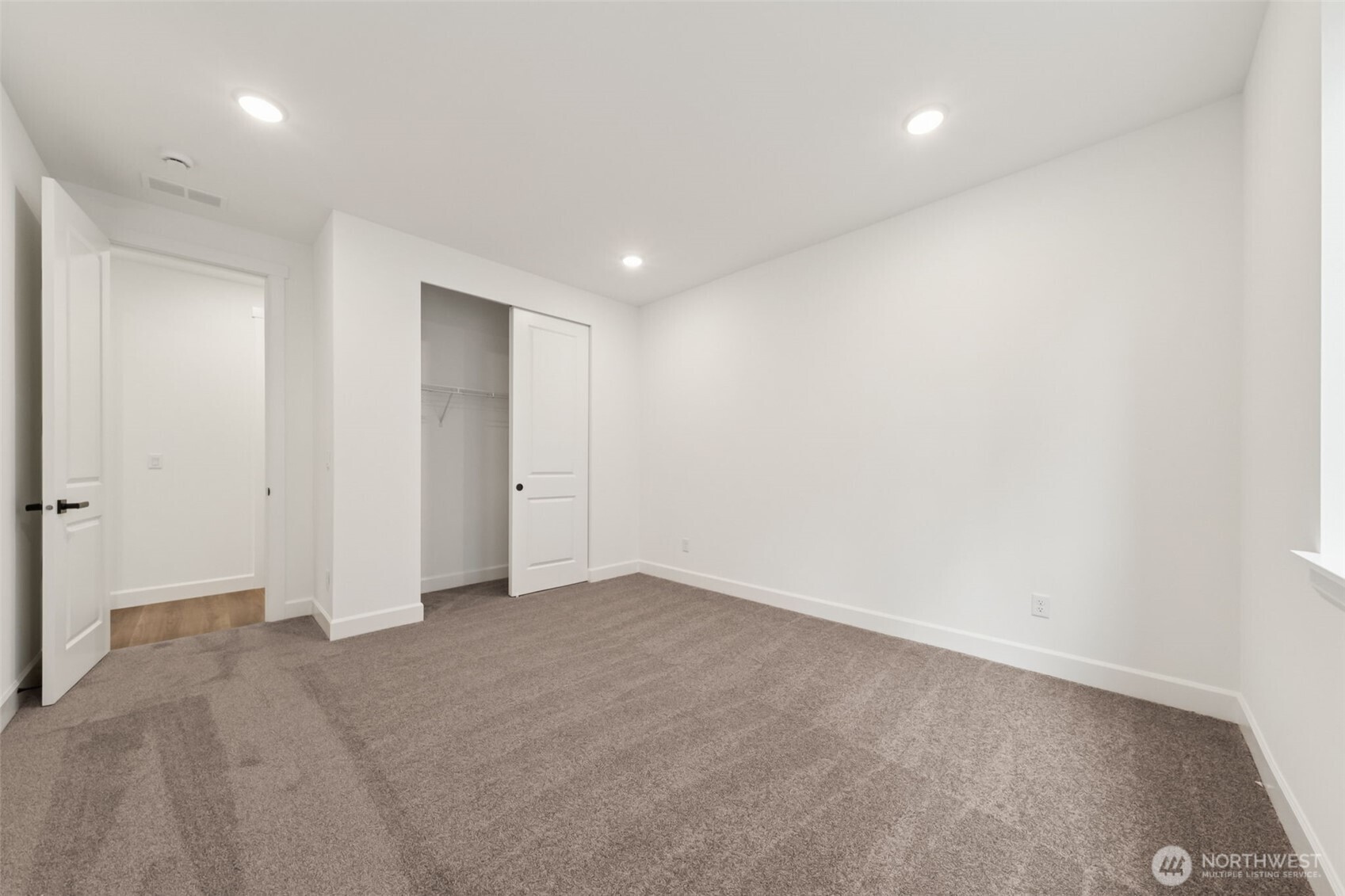 20255 145th Street 855 Property Photo 16