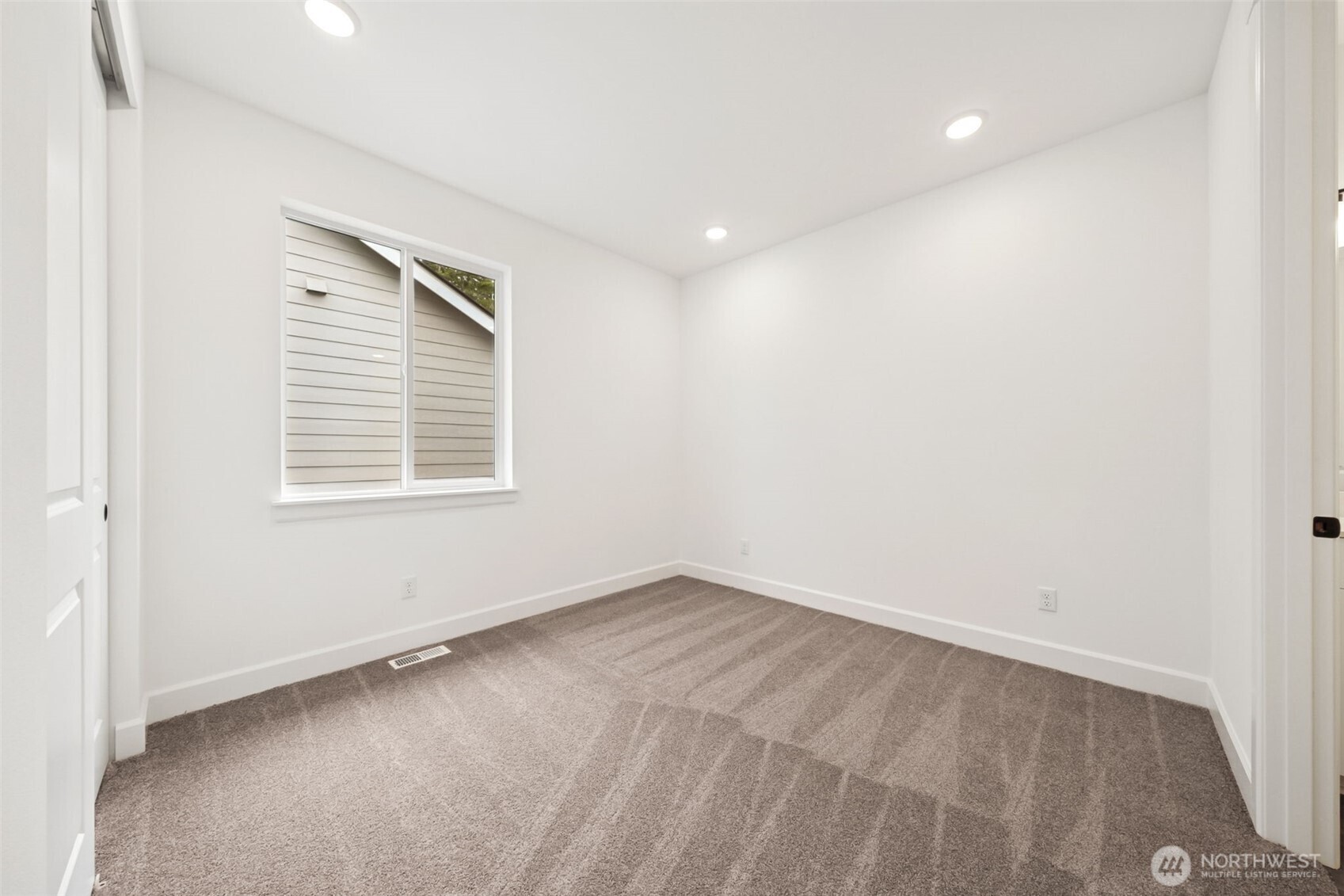 20255 145th Street 855 Property Photo 28