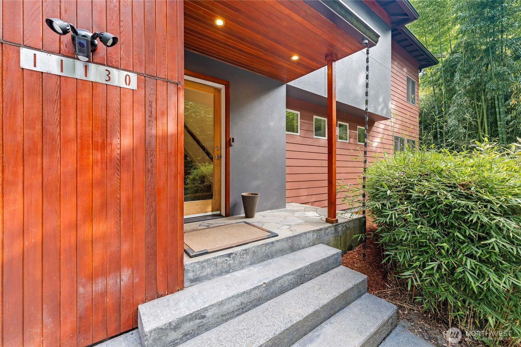 11130 Seola Beach Drive Property Photo 3