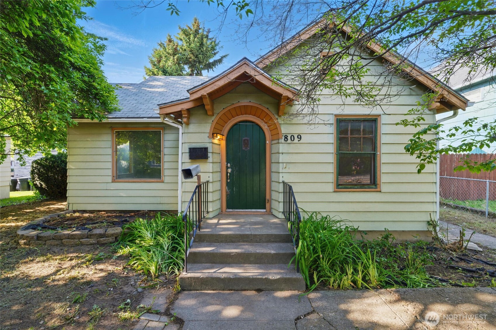 809 E Alder Street Property Photo