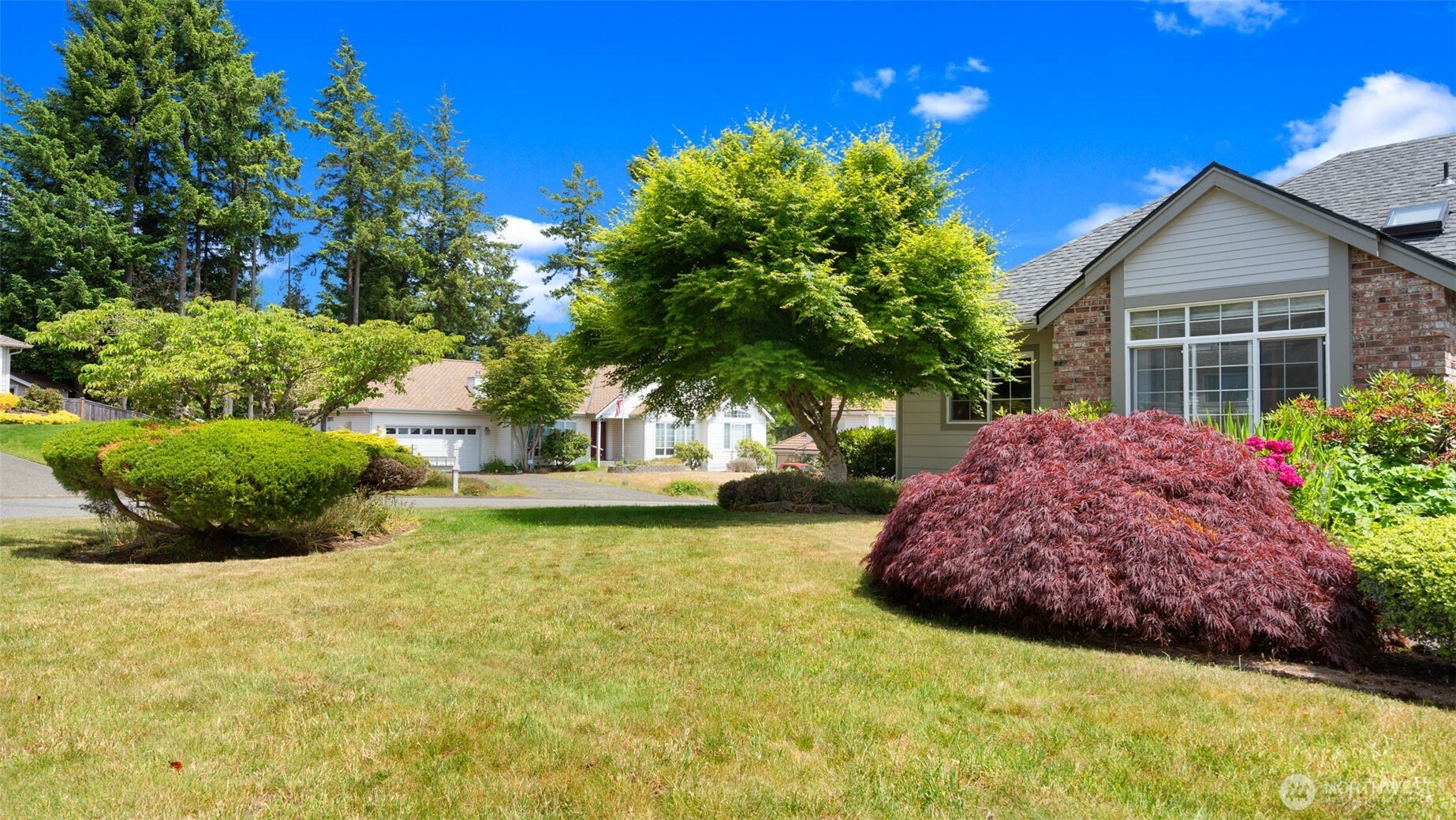 7819 Amethyst Loop Property Photo 1