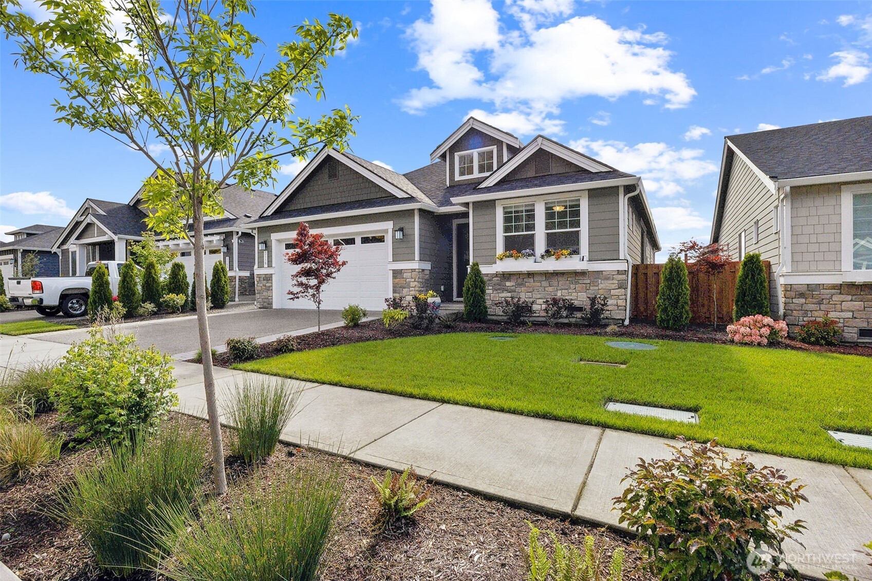 3110 Arrowroot Loop Property Photo 1