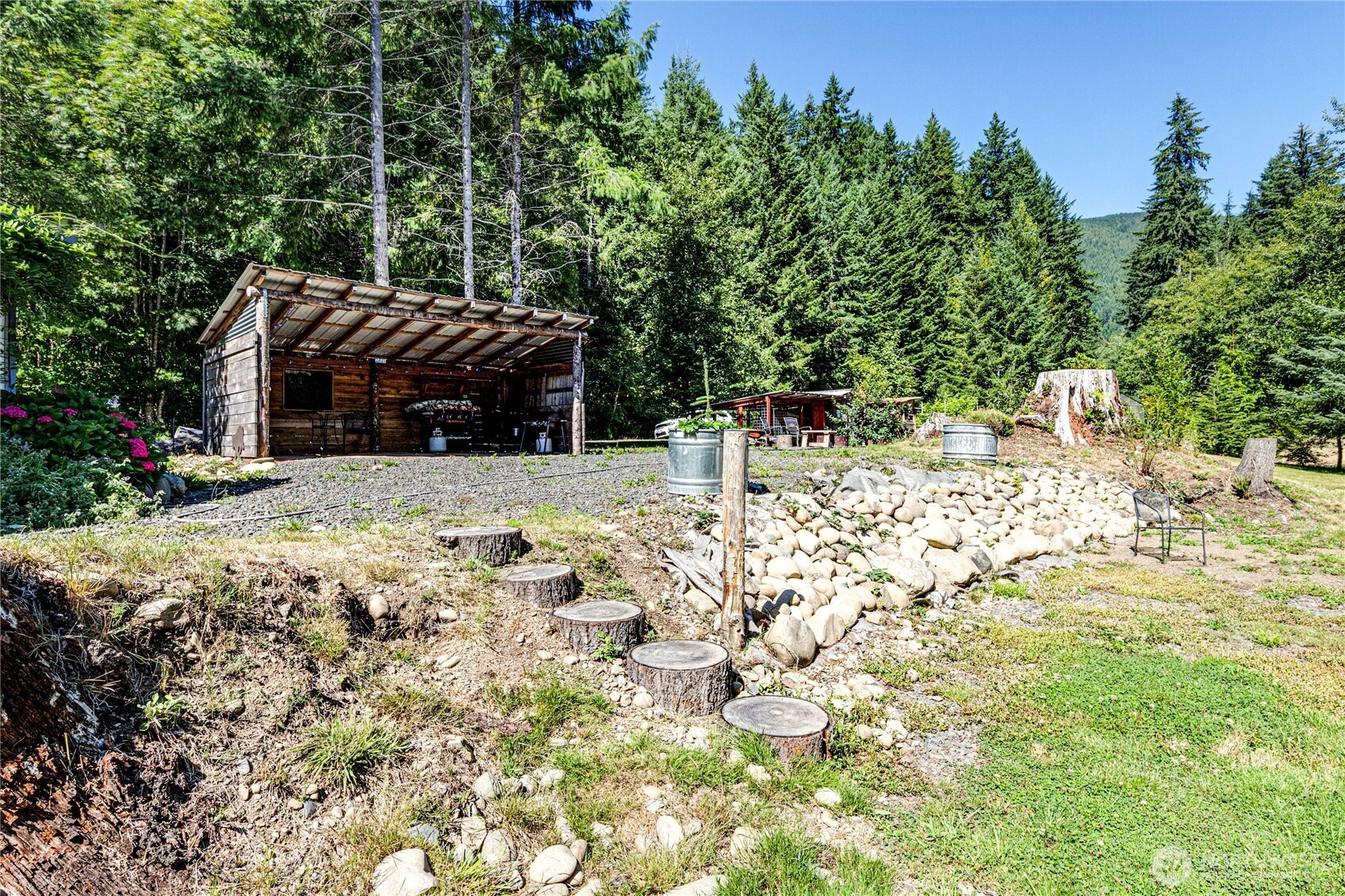 51 Sunflower Road Property Photo 24