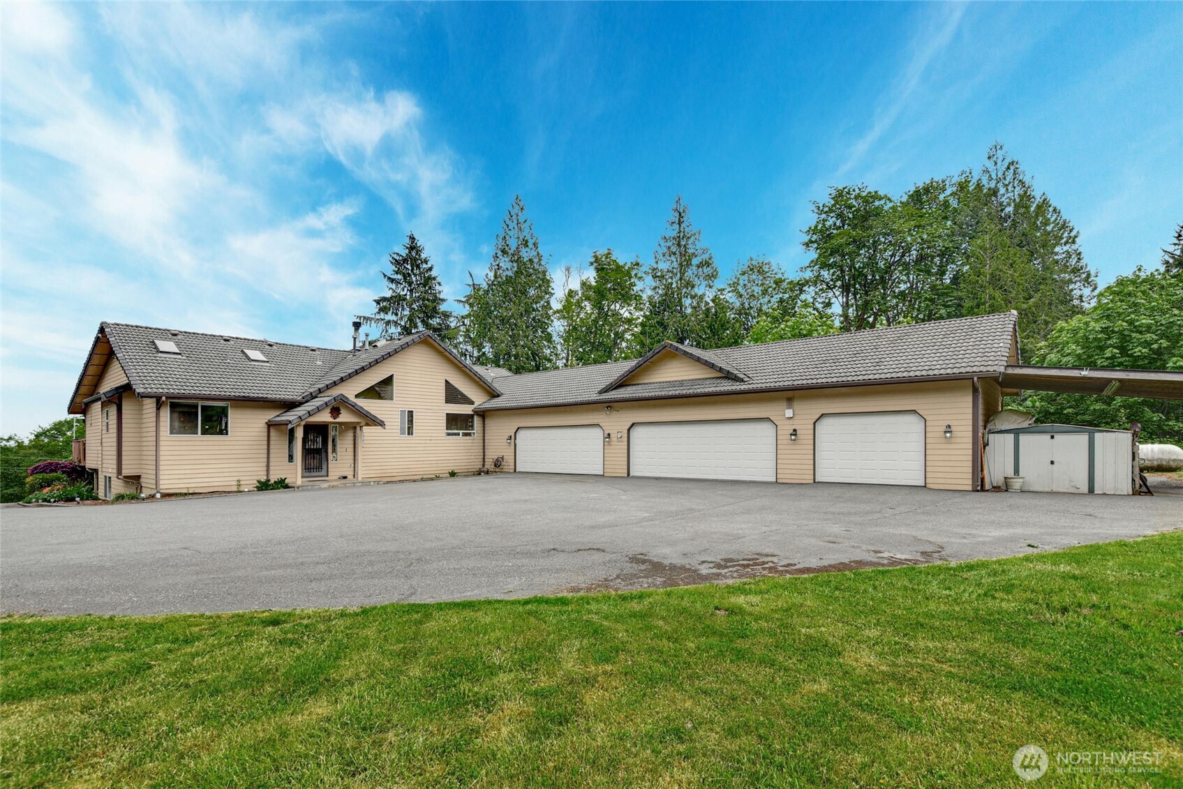 3188 Hinkley Road Property Photo 10