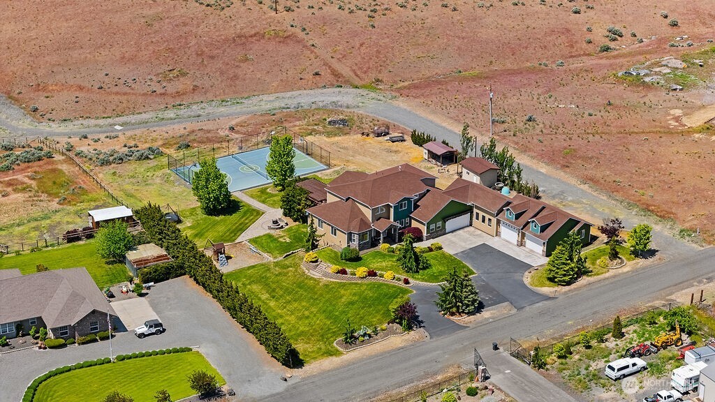 500 St Hilaire Road Property Photo 2