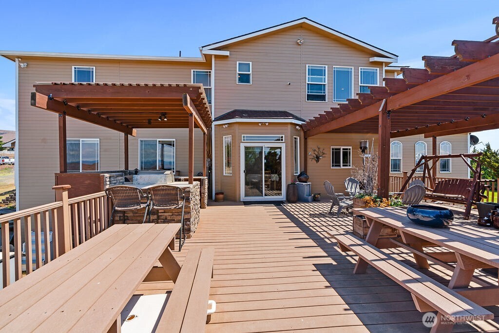 500 St Hilaire Road Property Photo 32