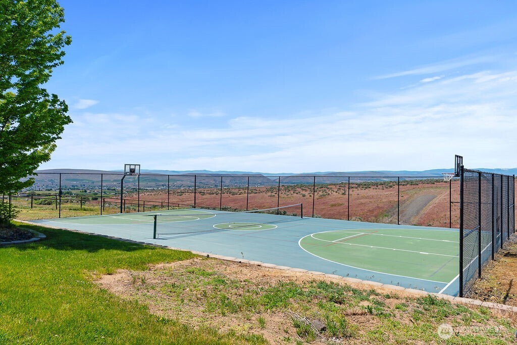 500 St Hilaire Road Property Photo 33