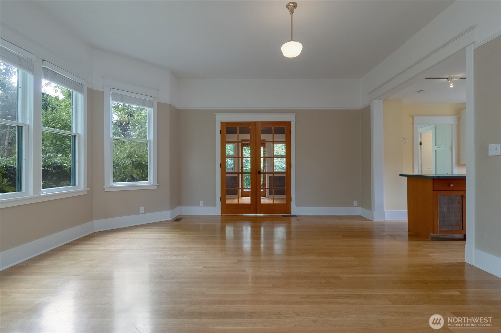 830 Boyer Avenue Property Photo 6