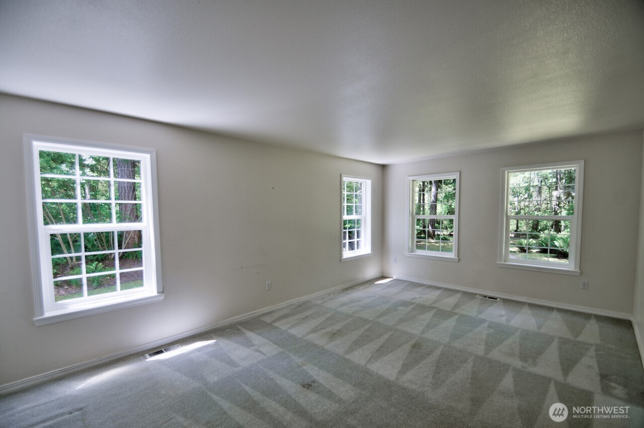 4840 Grand Fir Lane Property Photo 10