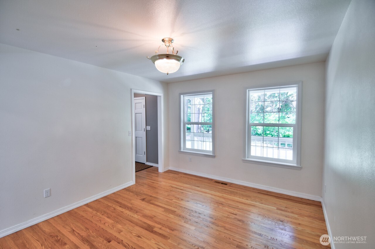 4840 Grand Fir Lane Property Photo 11