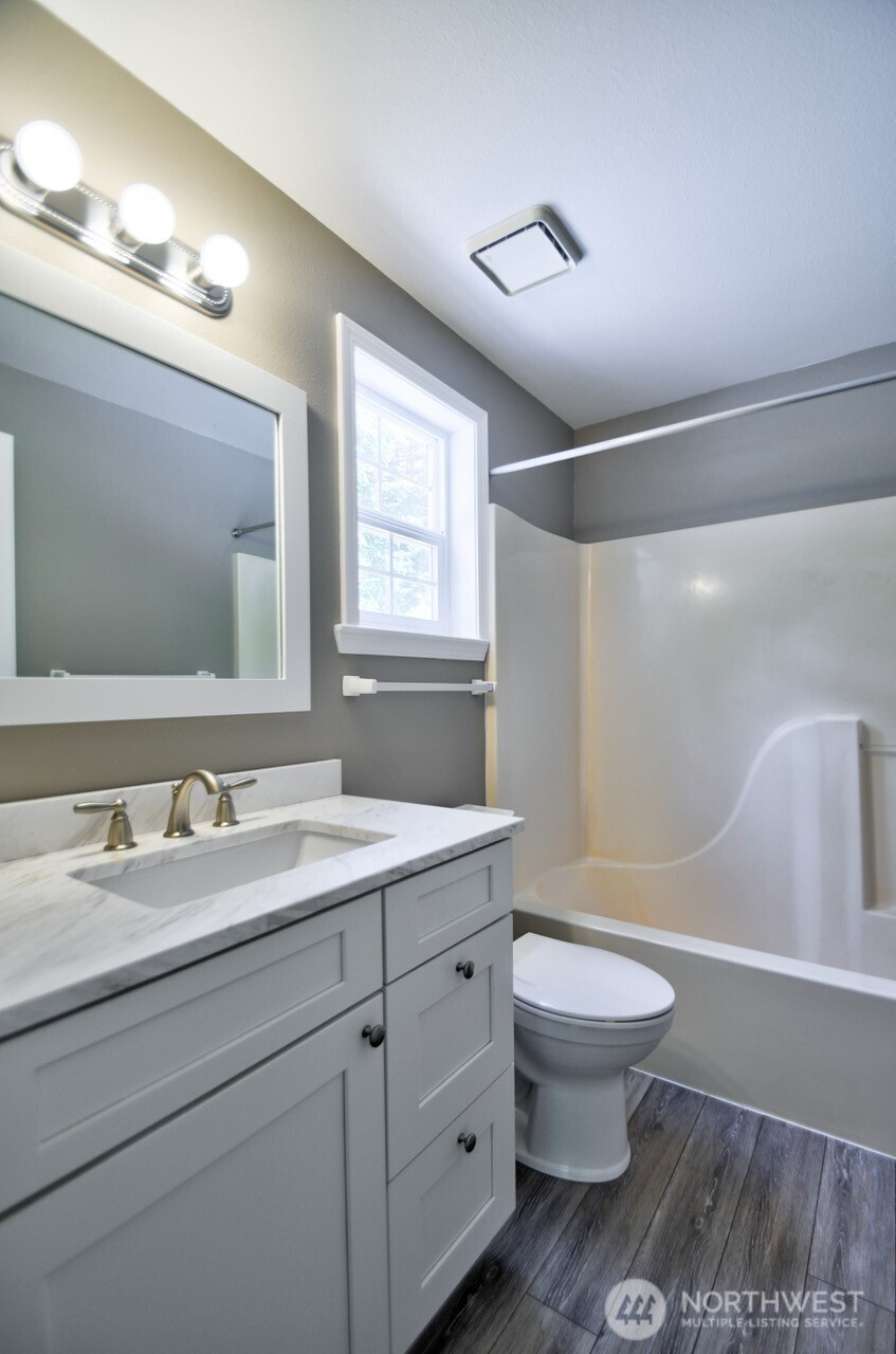 4840 Grand Fir Lane Property Photo 24