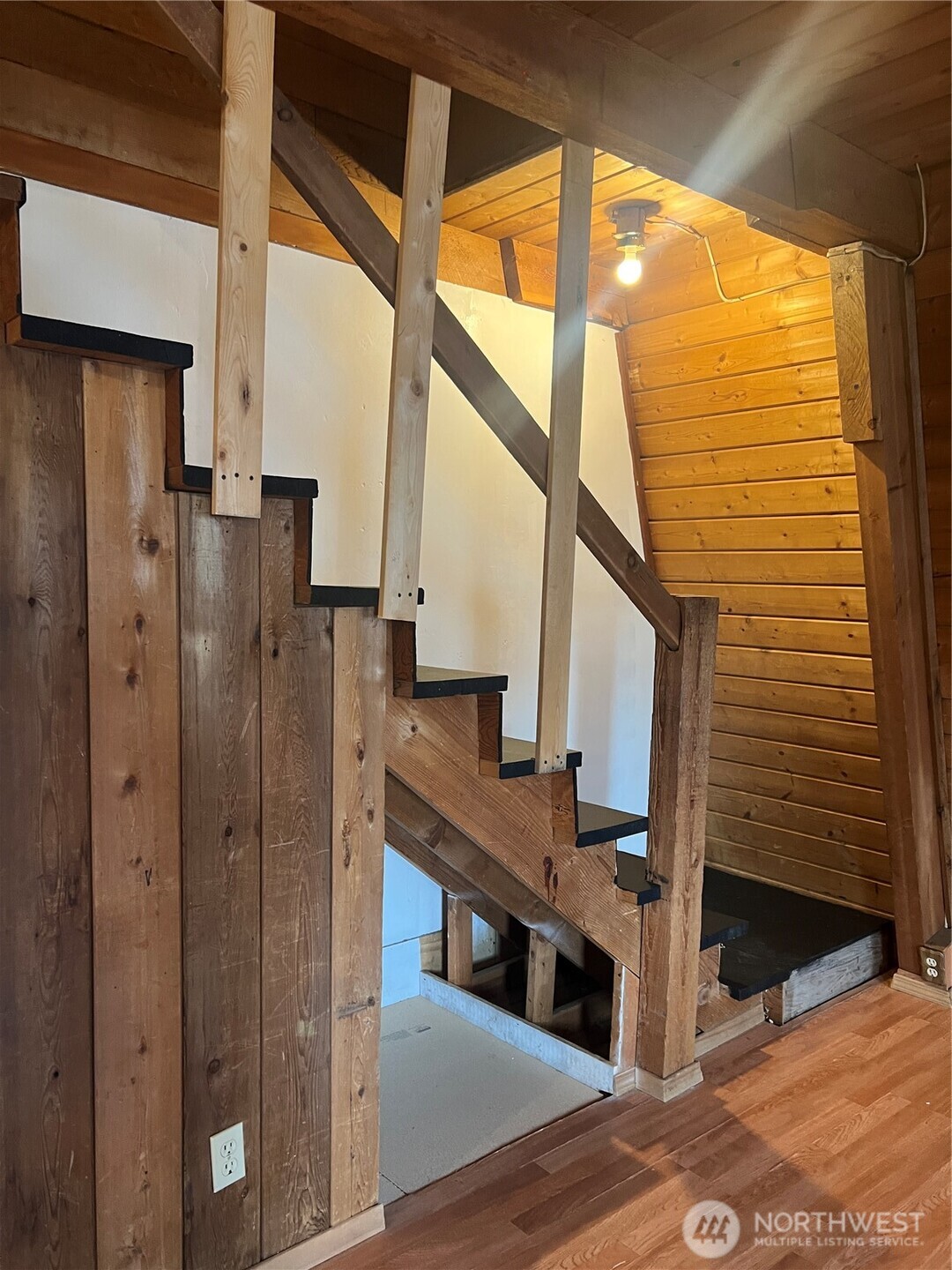 28 N Fir St Property Photo 7