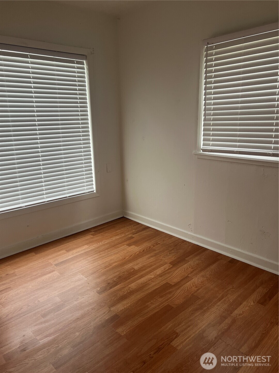 28 N Fir St Property Photo 9