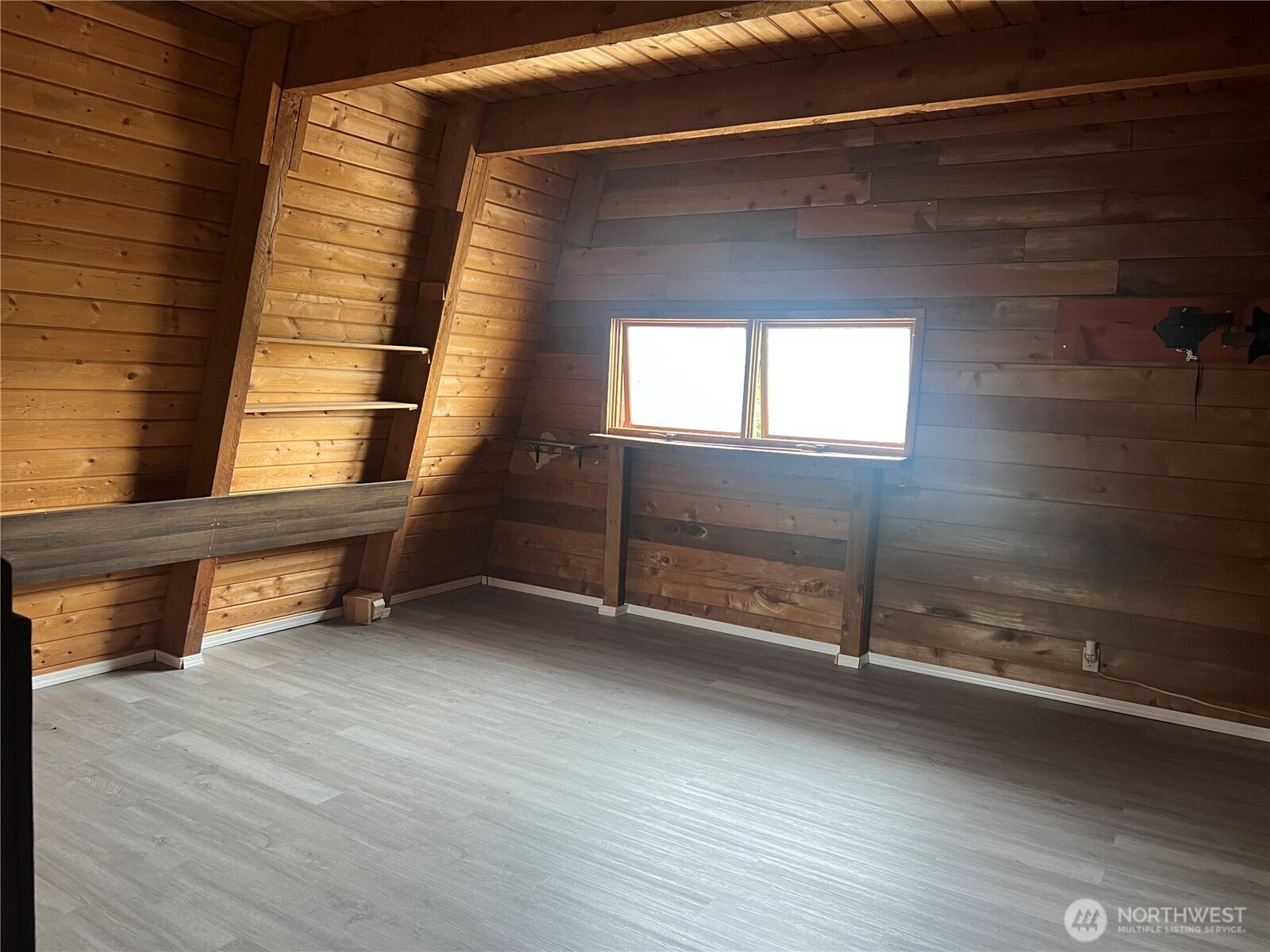 28 N Fir St Property Photo 11