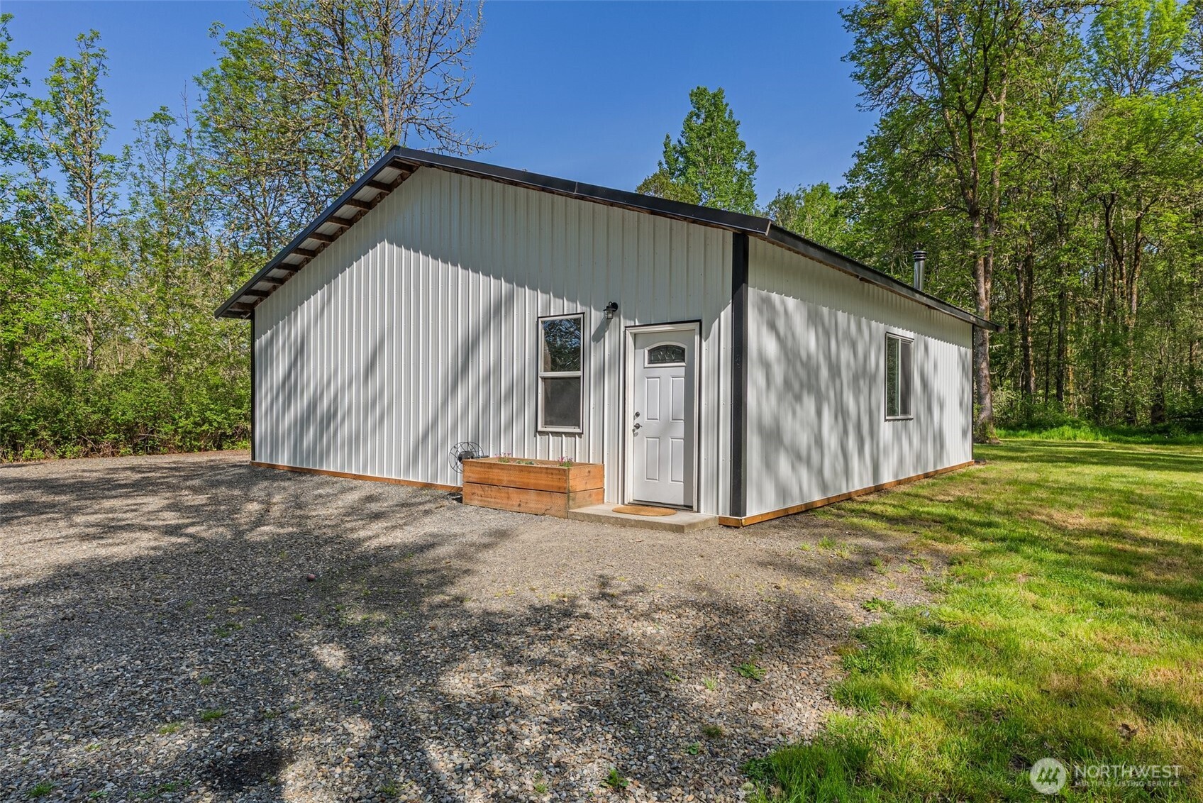 637 Smokey Valley Road Property Photo 1