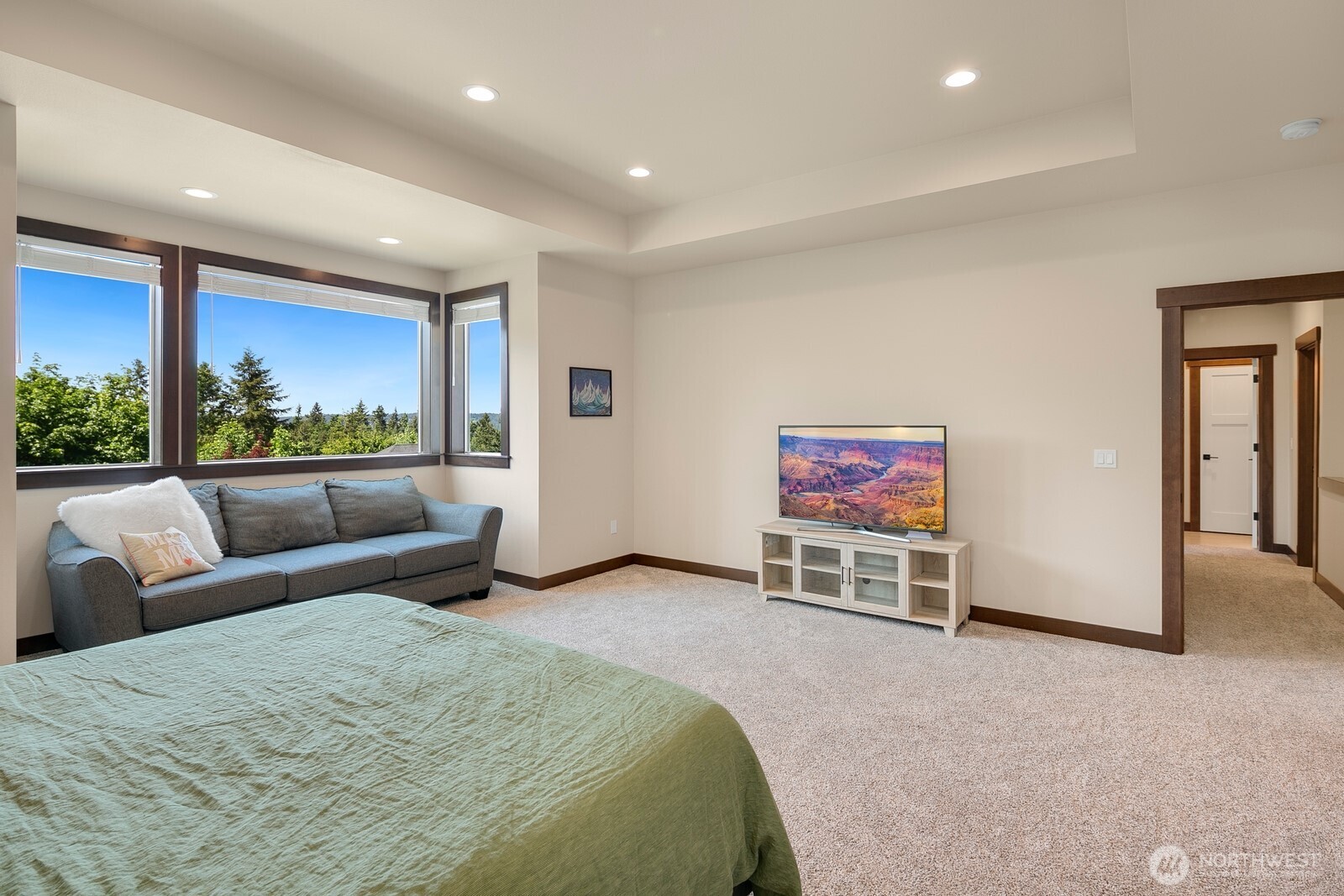 1048 Malvern Hills Drive Property Photo 16