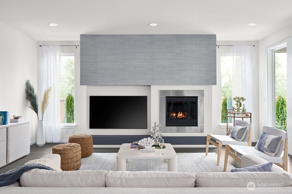 3702 100th Street Ct Property Photo 5