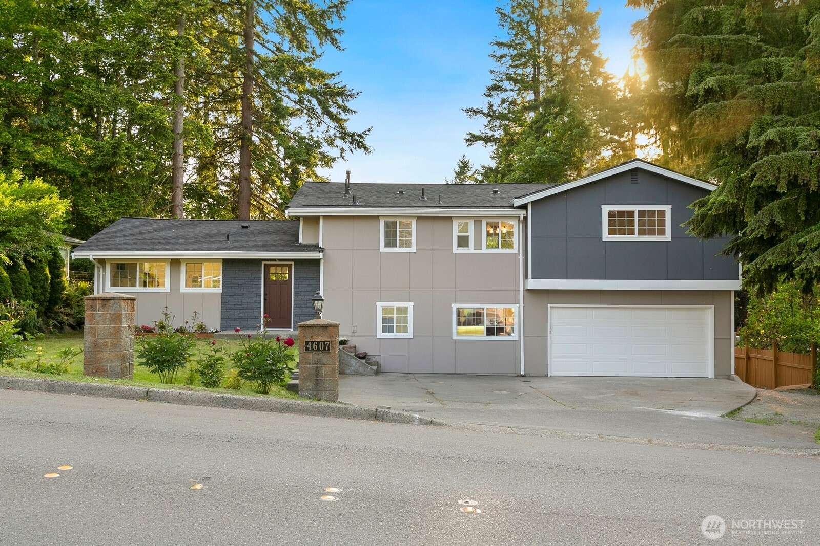 4607 150th Avenue Property Photo 1