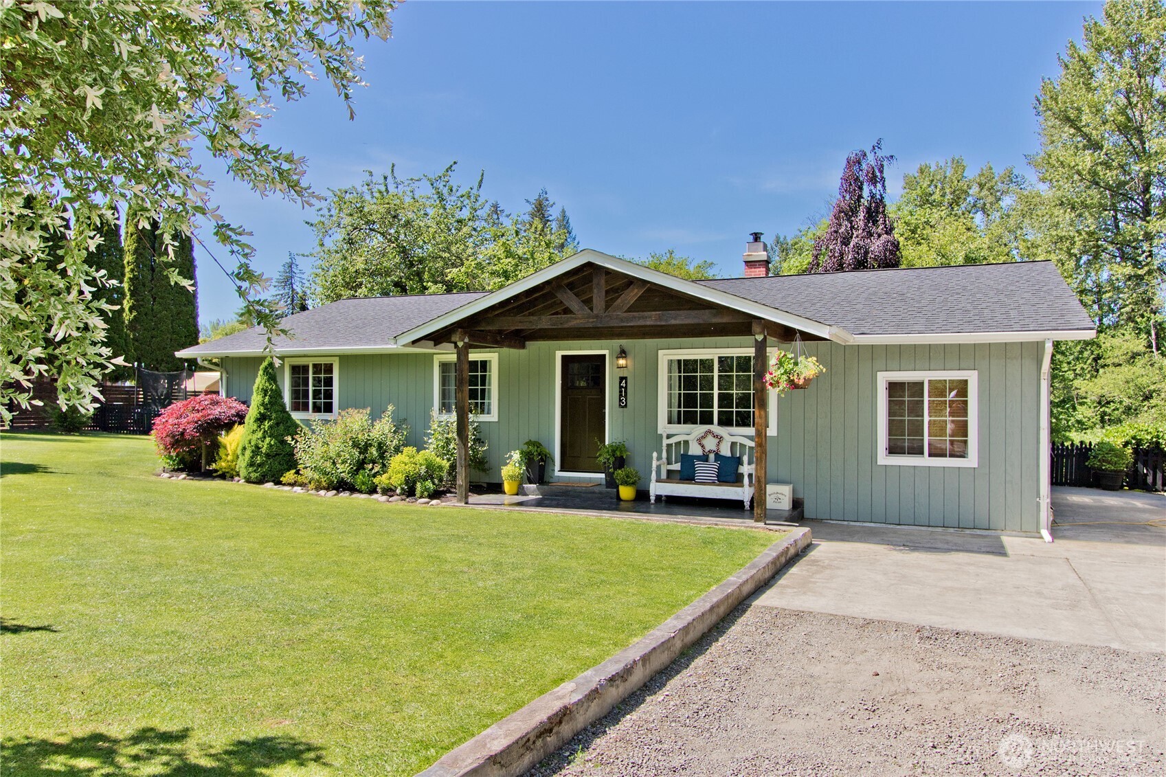 413 SE 3rd Street