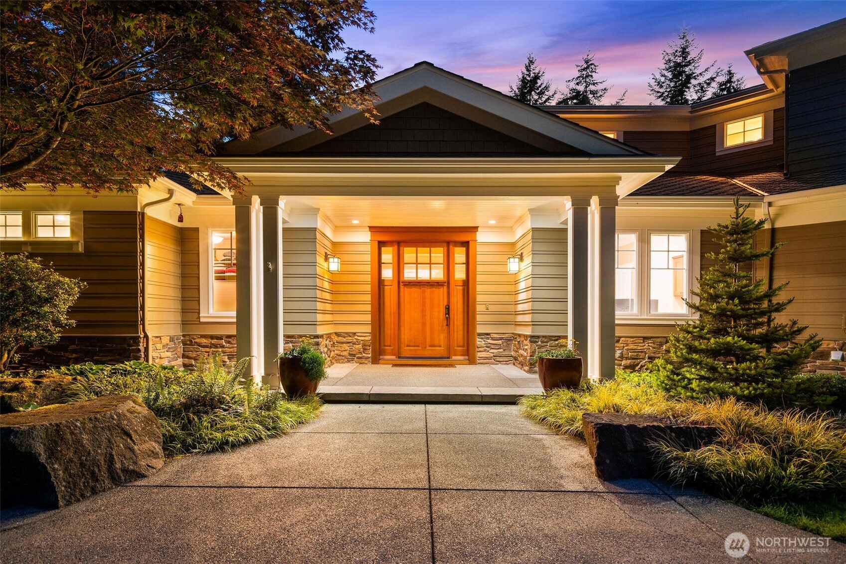 2920 39th Lane Property Photo 3