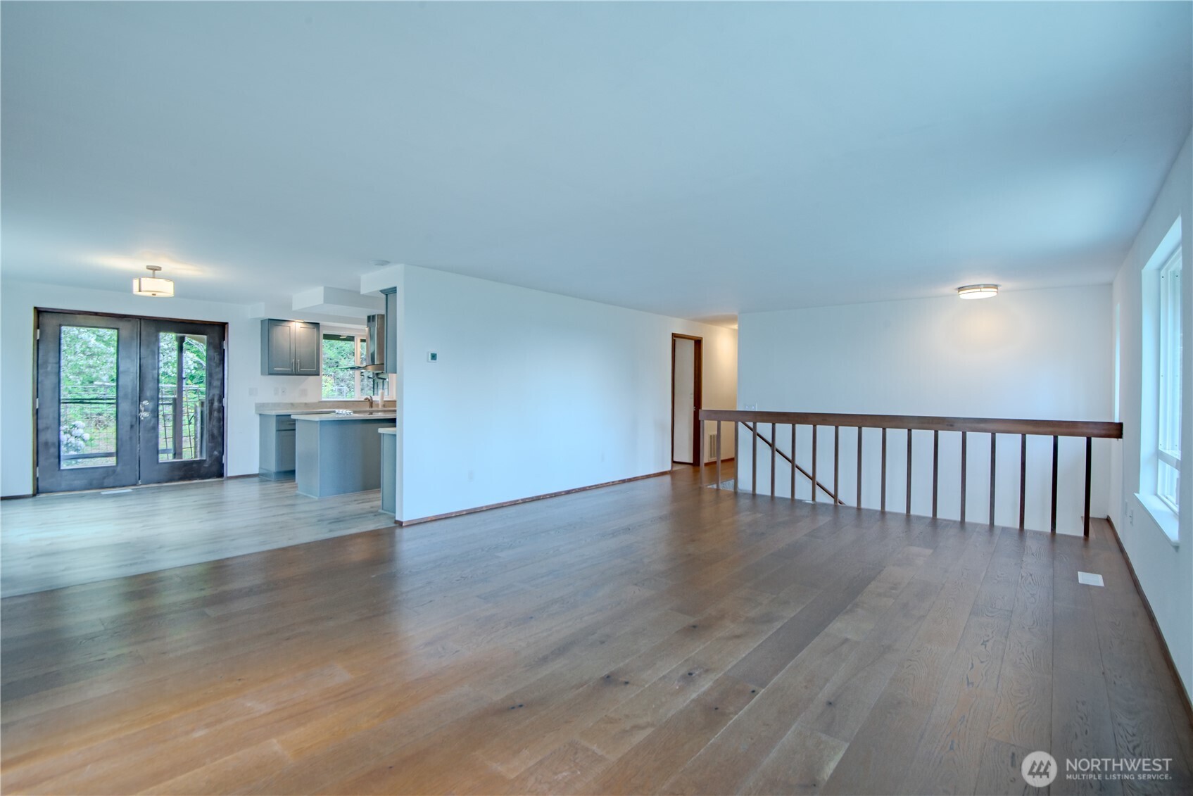 491 N Suncrest Drive Property Photo 11
