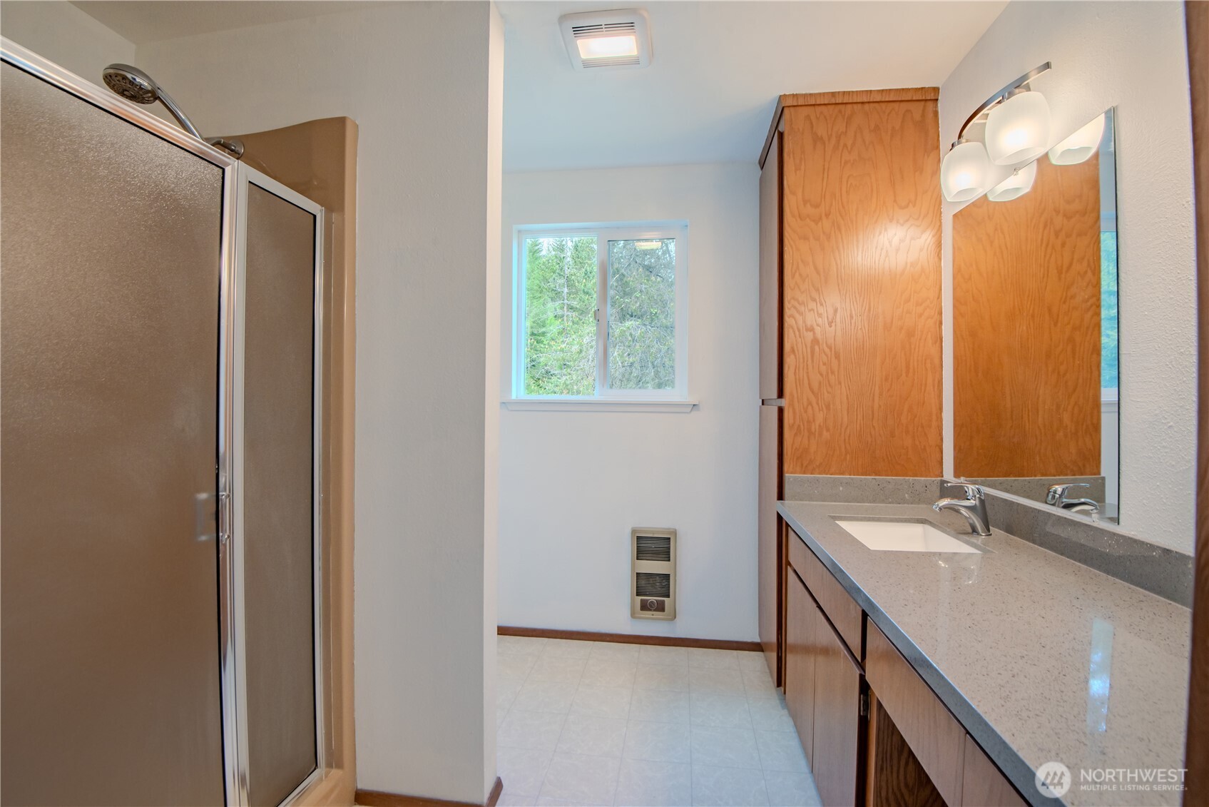491 N Suncrest Drive Property Photo 18