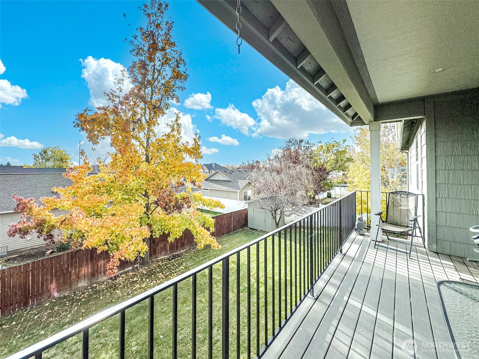718 Se Scenic View Drive A & B Property Photo 6