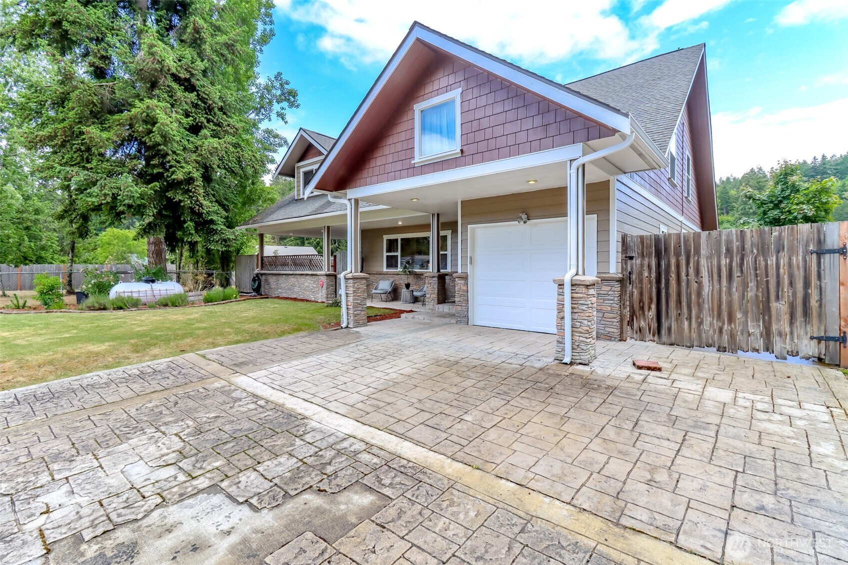 5505 Oxalis Drive Property Photo 14