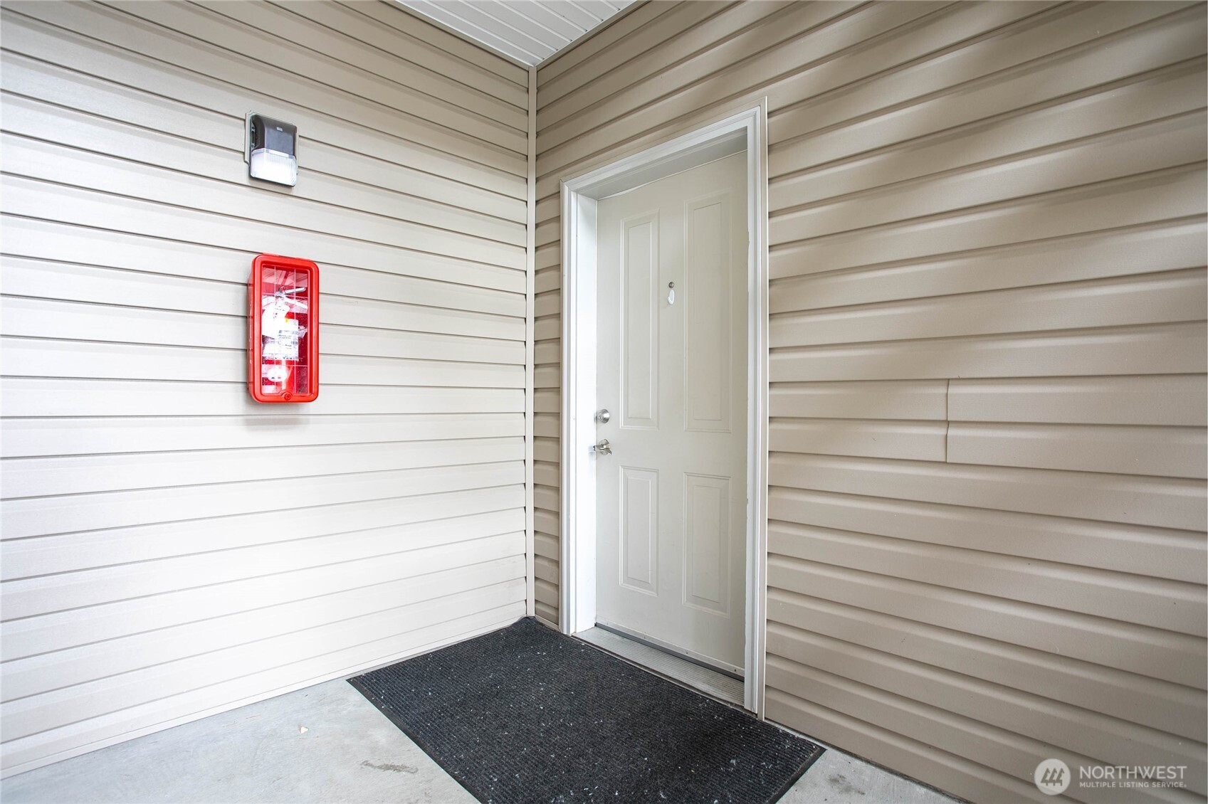 1305 Boon Street 112 Property Photo 5