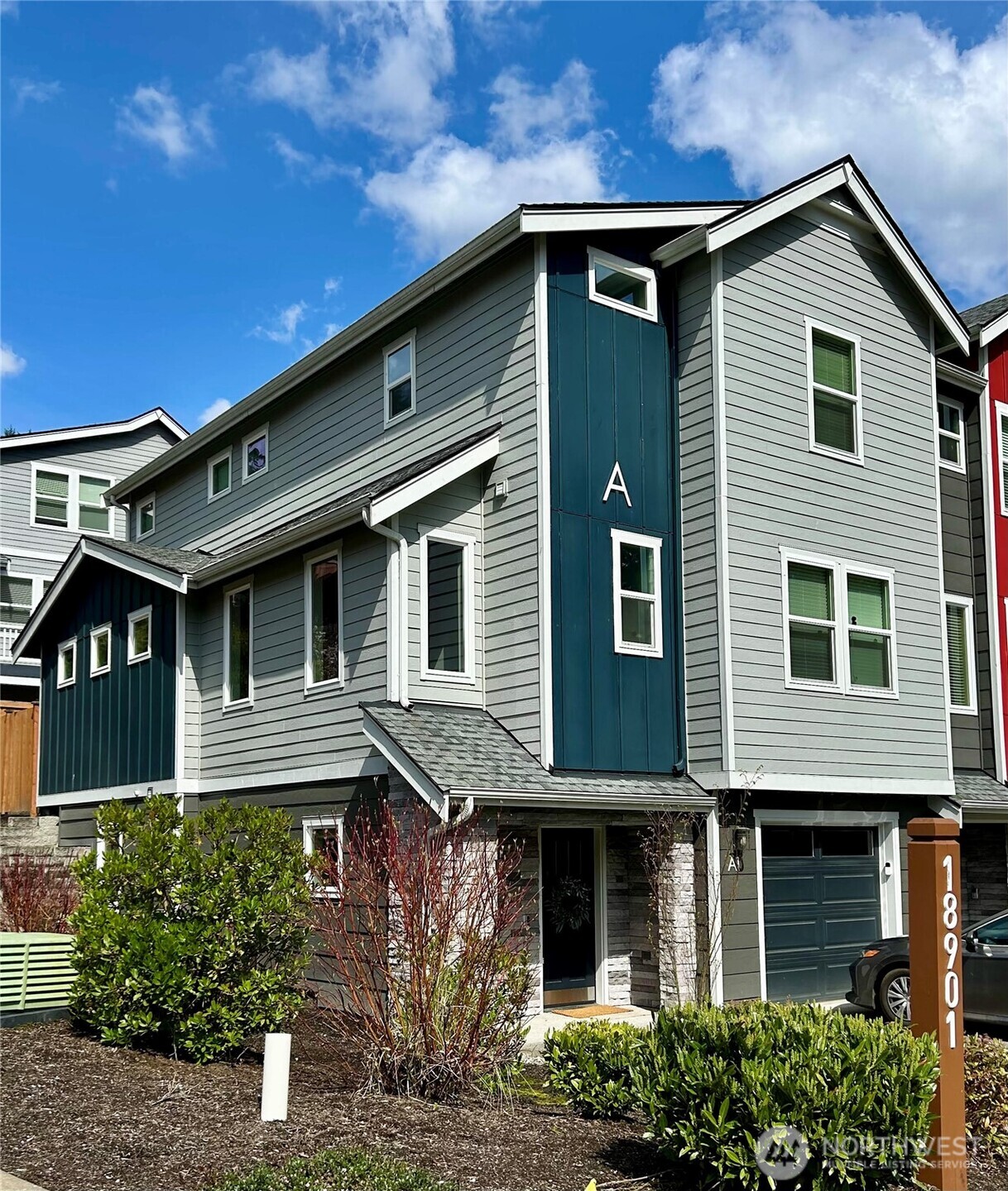 18901 12th Place A1 Property Photo 1