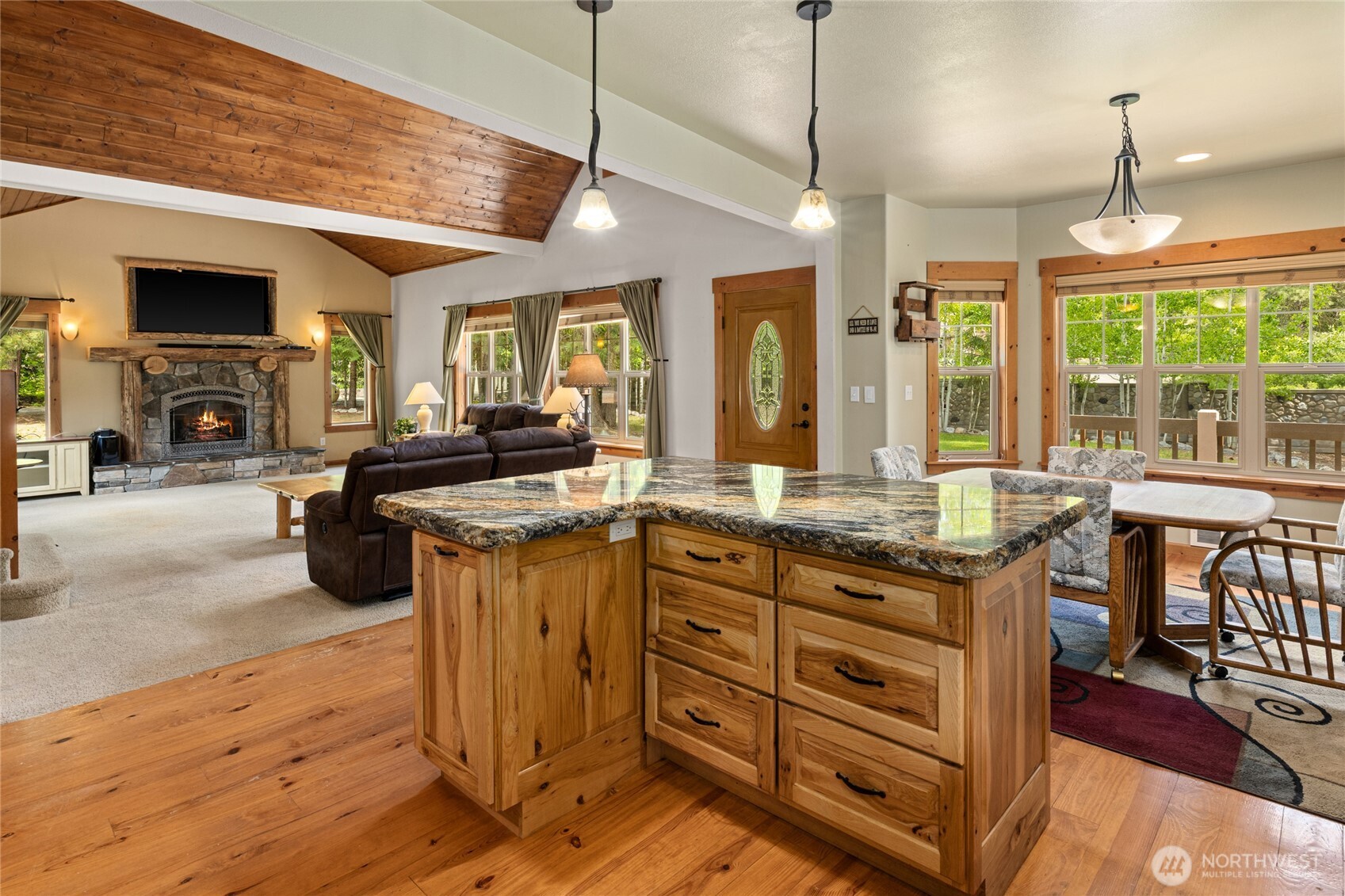 180 Sierra Lane Property Photo 10