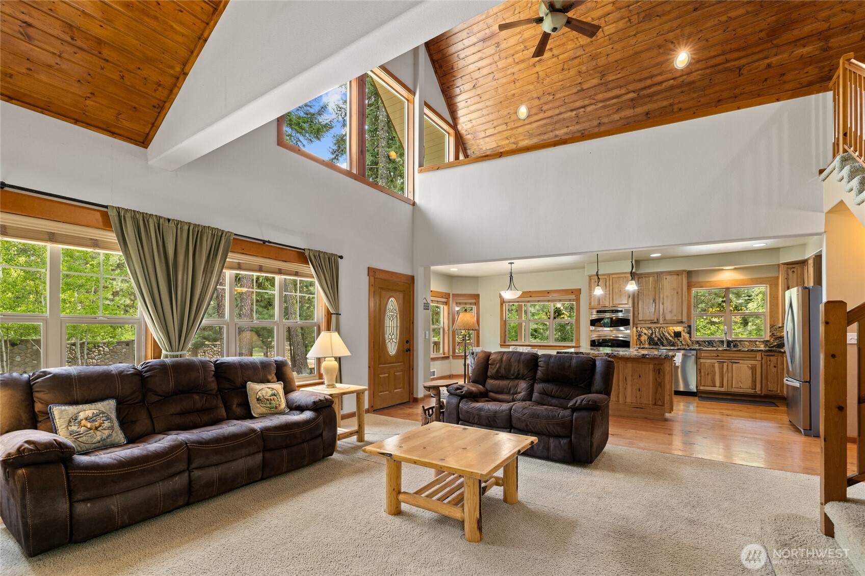 180 Sierra Lane Property Photo 15