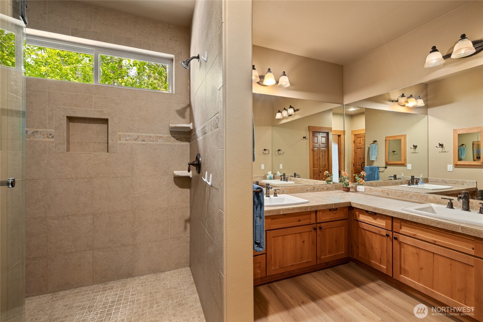 180 Sierra Lane Property Photo 19