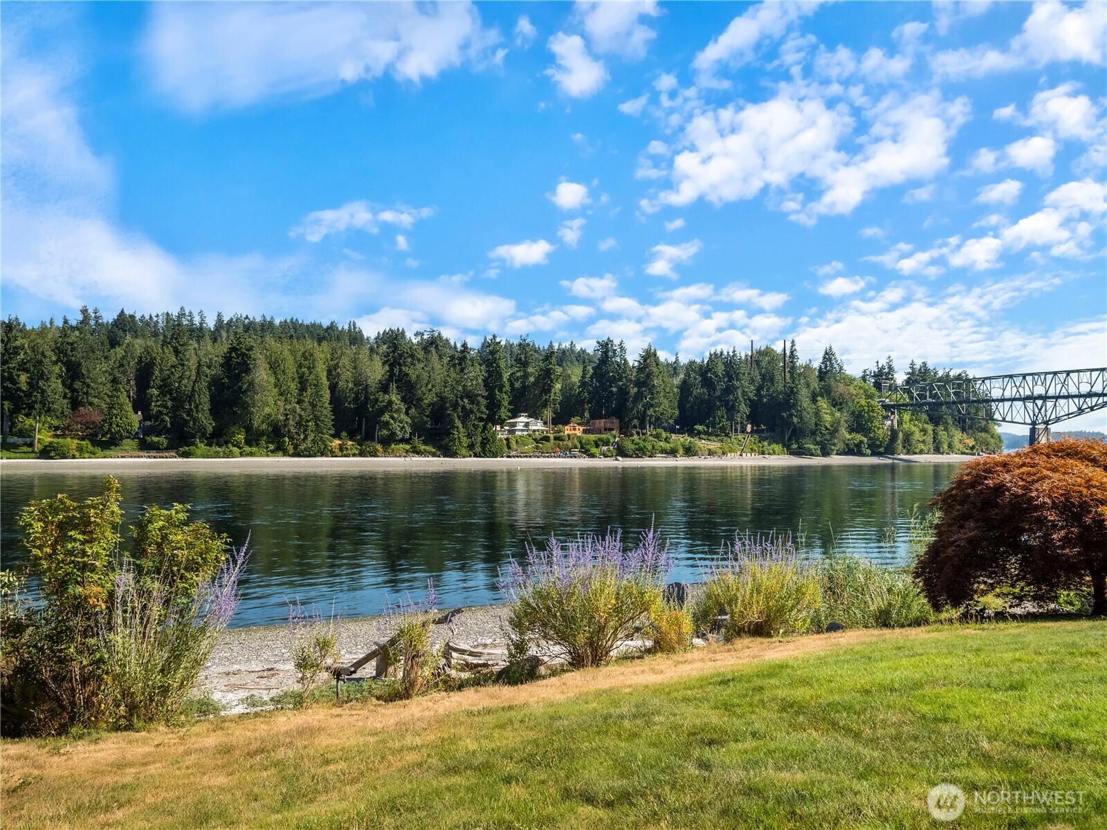 6341 Ne Balzow Road Property Photo 1