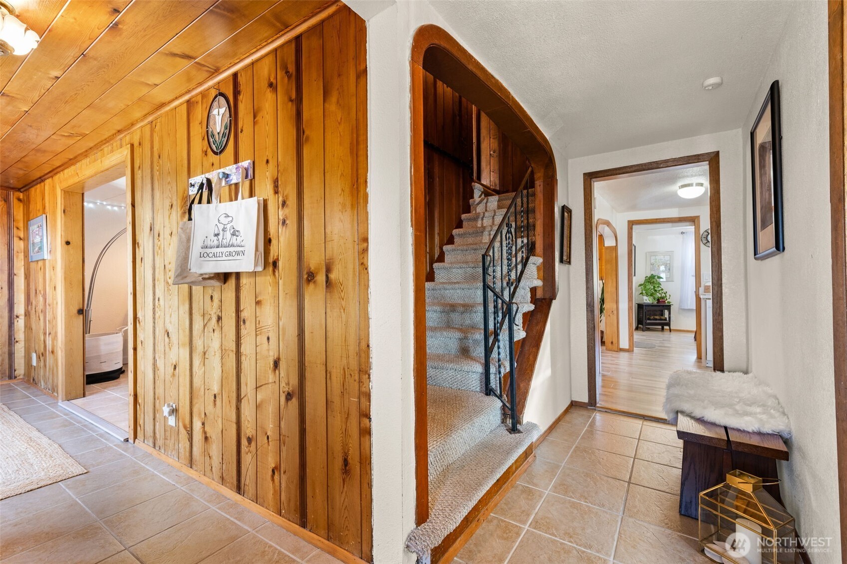 2423 Day Island Boulevard Property Photo 26
