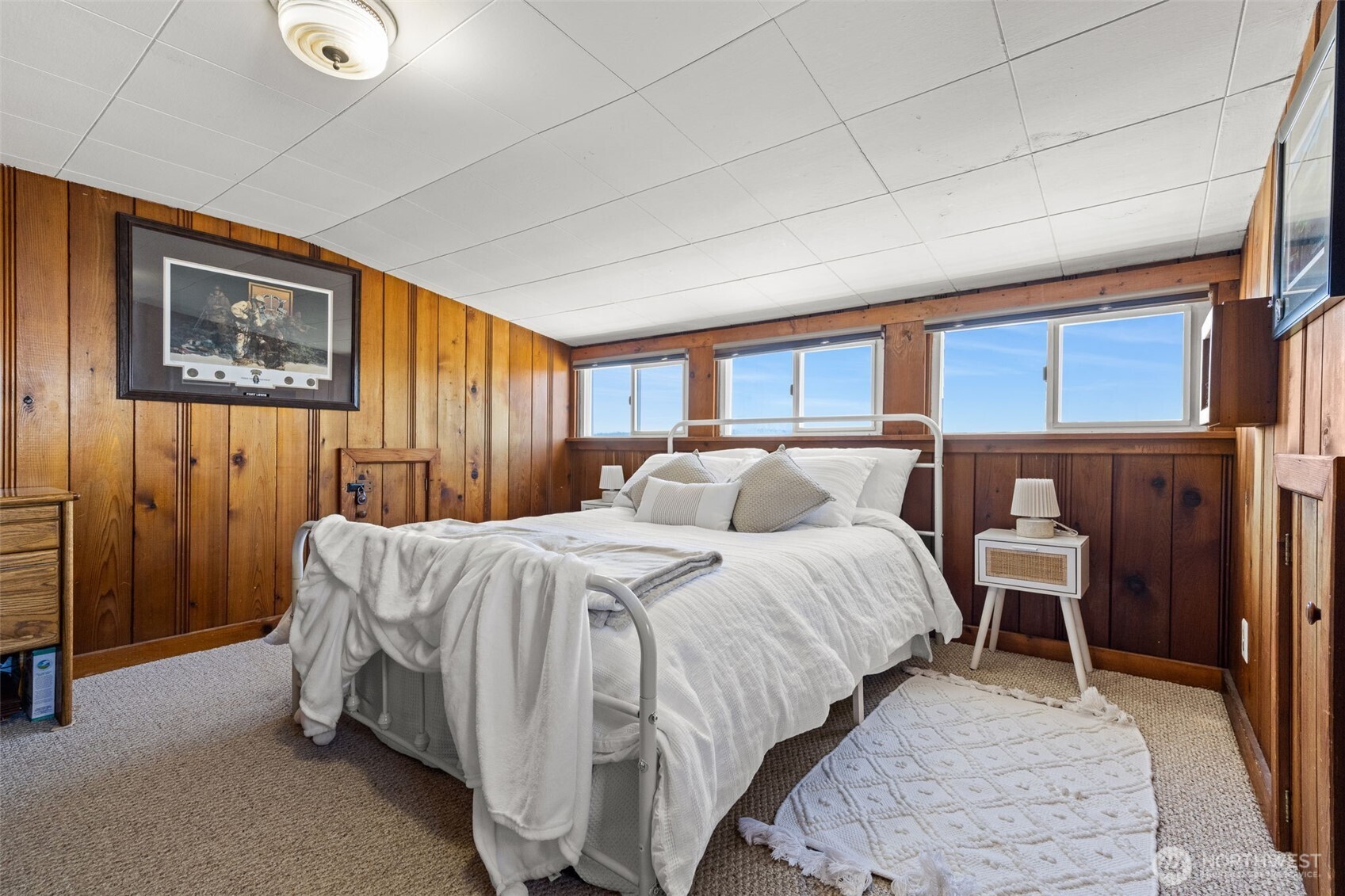 2423 Day Island Boulevard Property Photo 30
