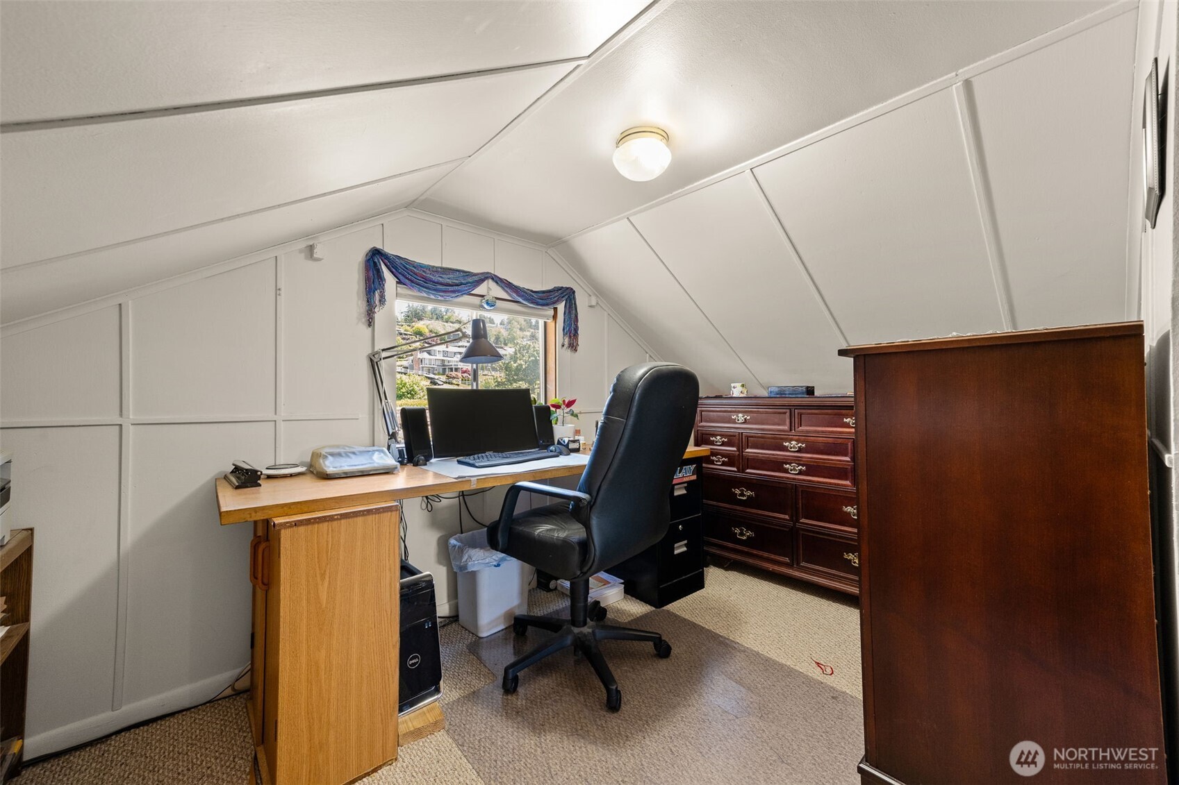 2423 Day Island Boulevard Property Photo 35