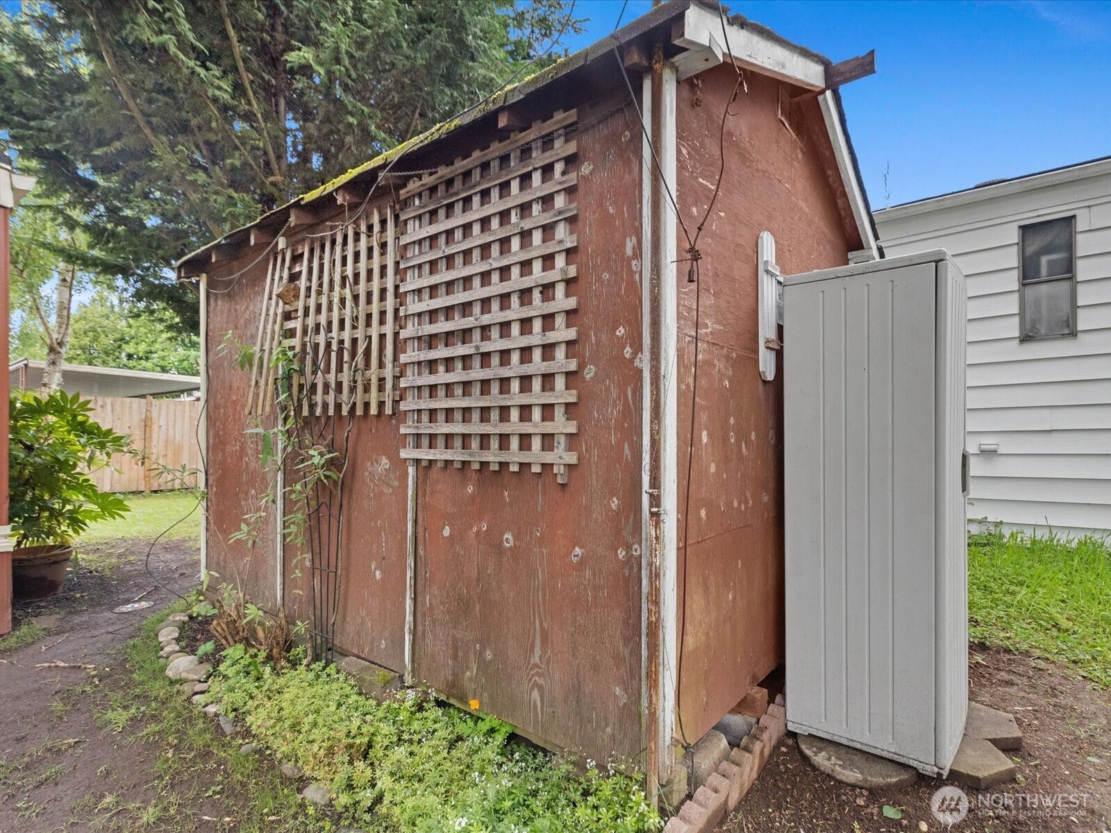 415 Lake View Road E20 Property Photo 20