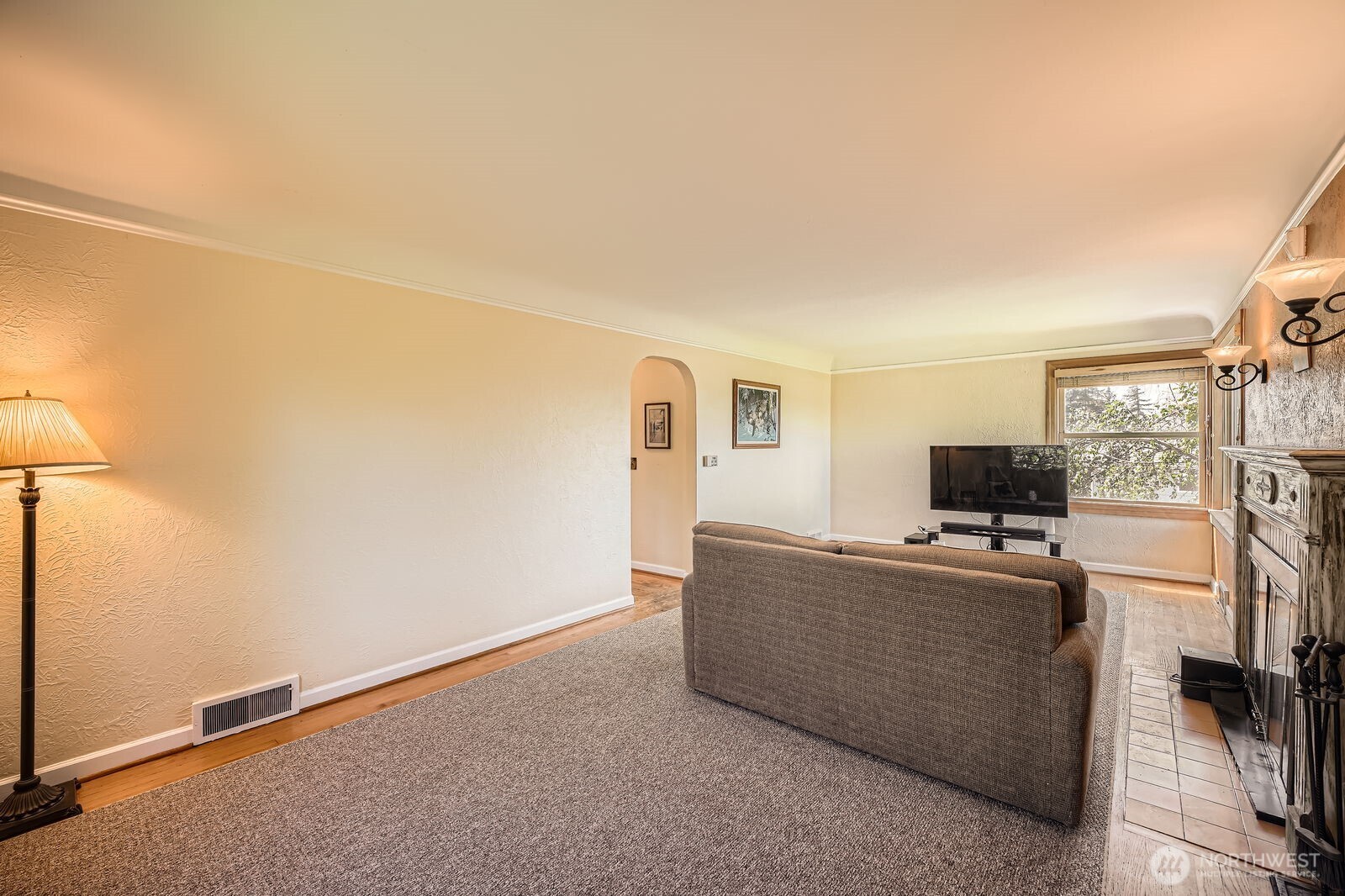 10758 22nd Avenue Property Photo 8