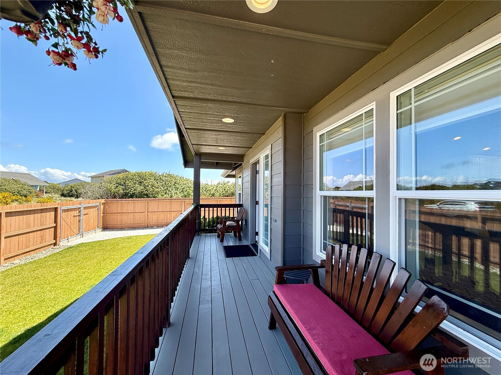 1233 Camero Loop Property Photo 1