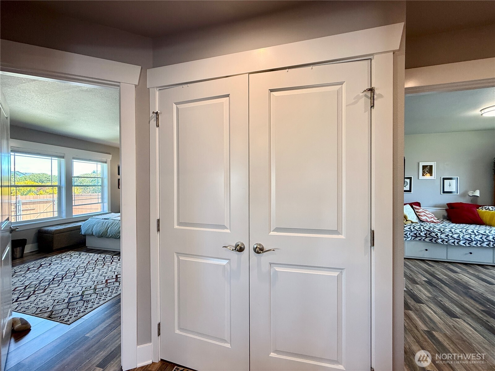 1233 Camero Loop Property Photo 11