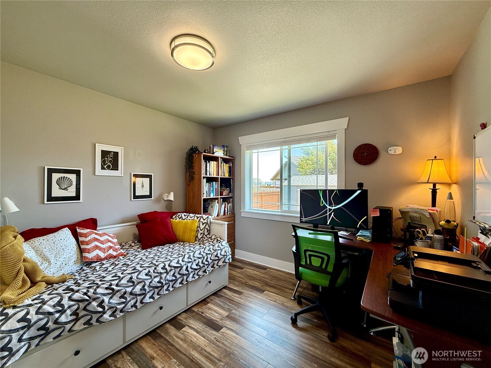 1233 Camero Loop Property Photo 17