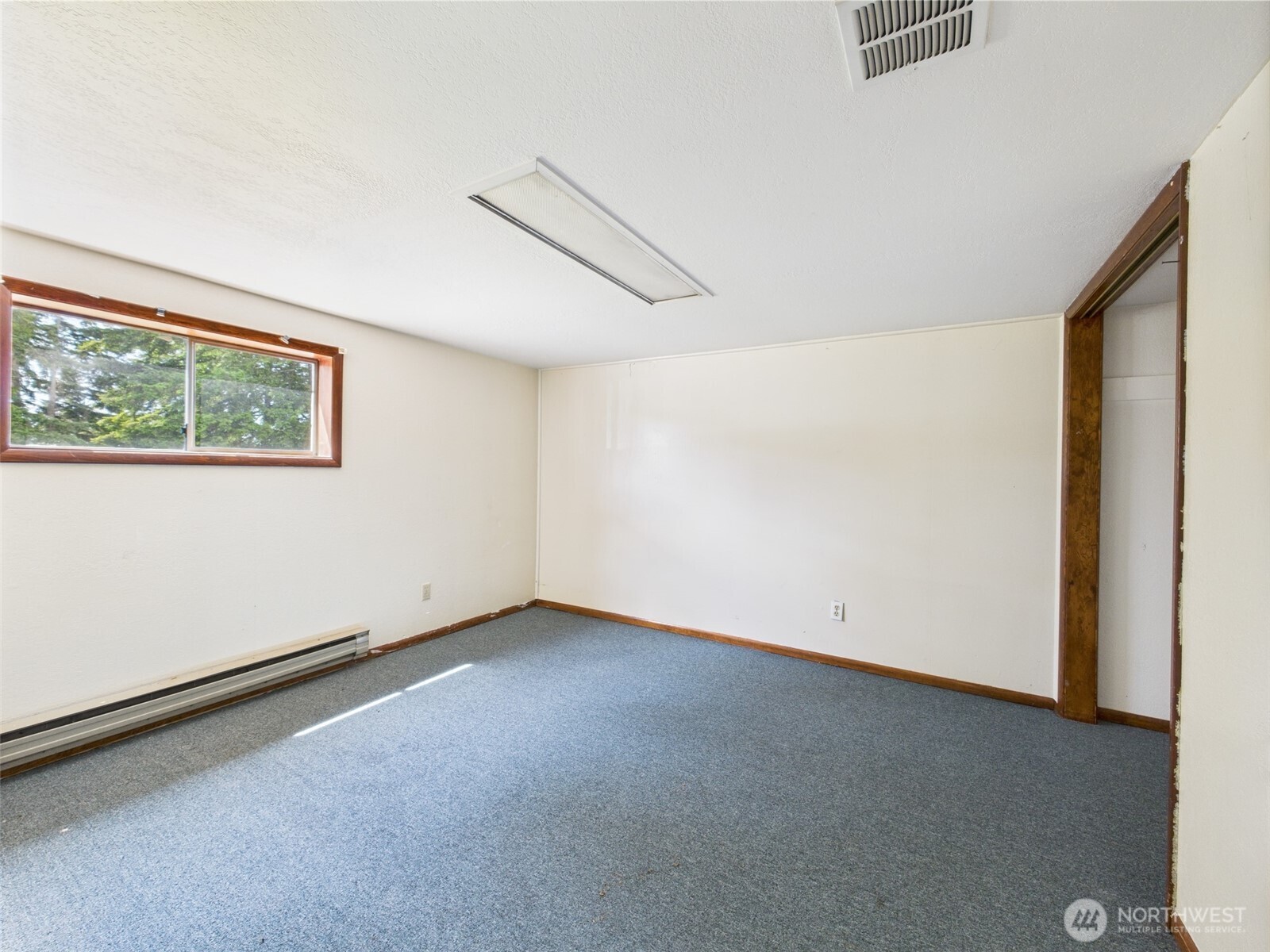 20411 Old Highway 99 Property Photo 19
