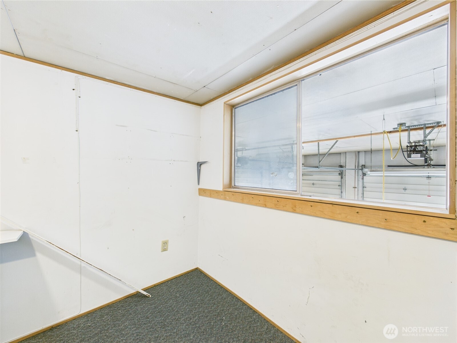 20411 Old Highway 99 Property Photo 21