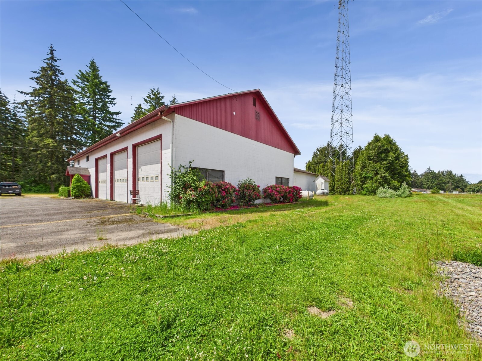 20411 Old Highway 99 Property Photo 27