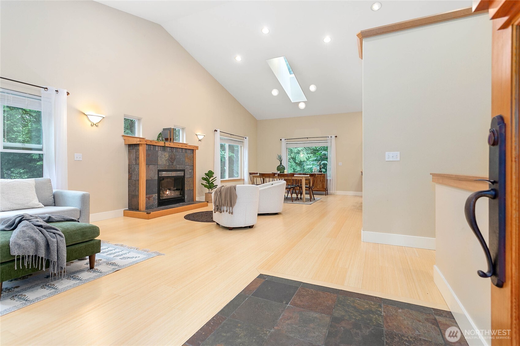 137 Sudden Valley Drive Property Photo 4