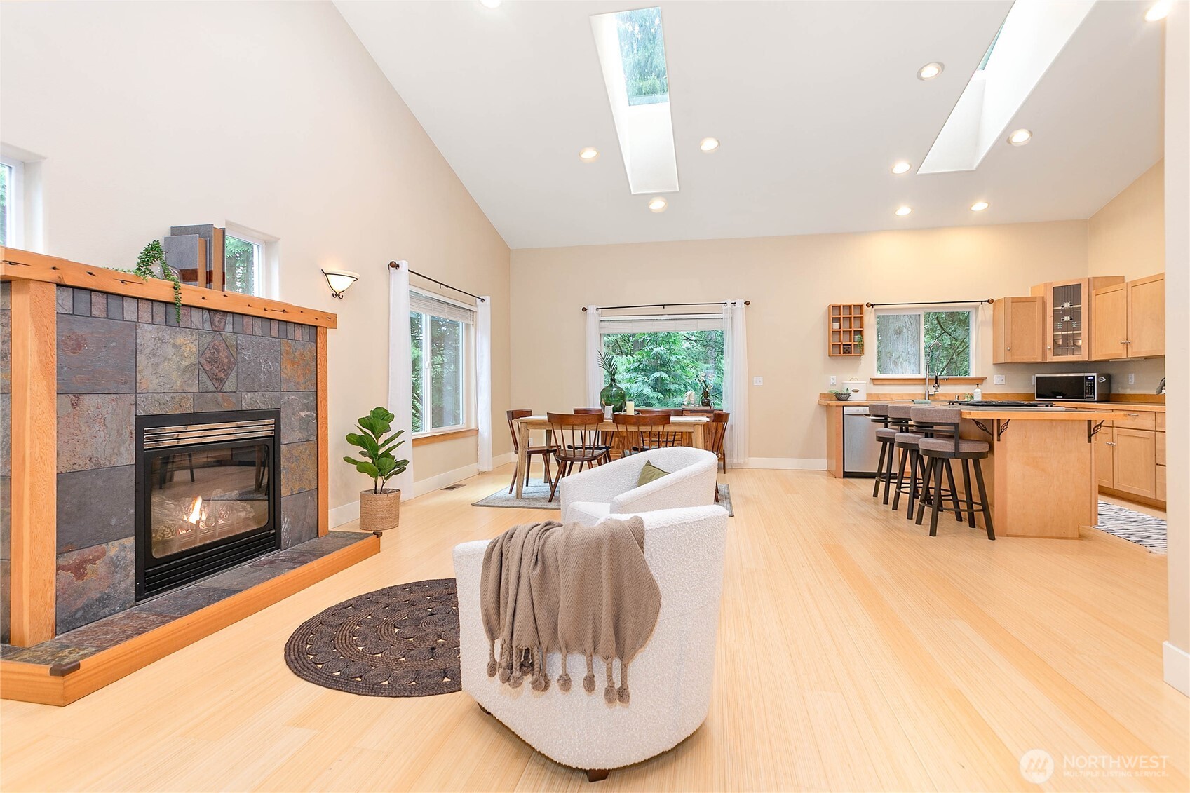 137 Sudden Valley Drive Property Photo 8