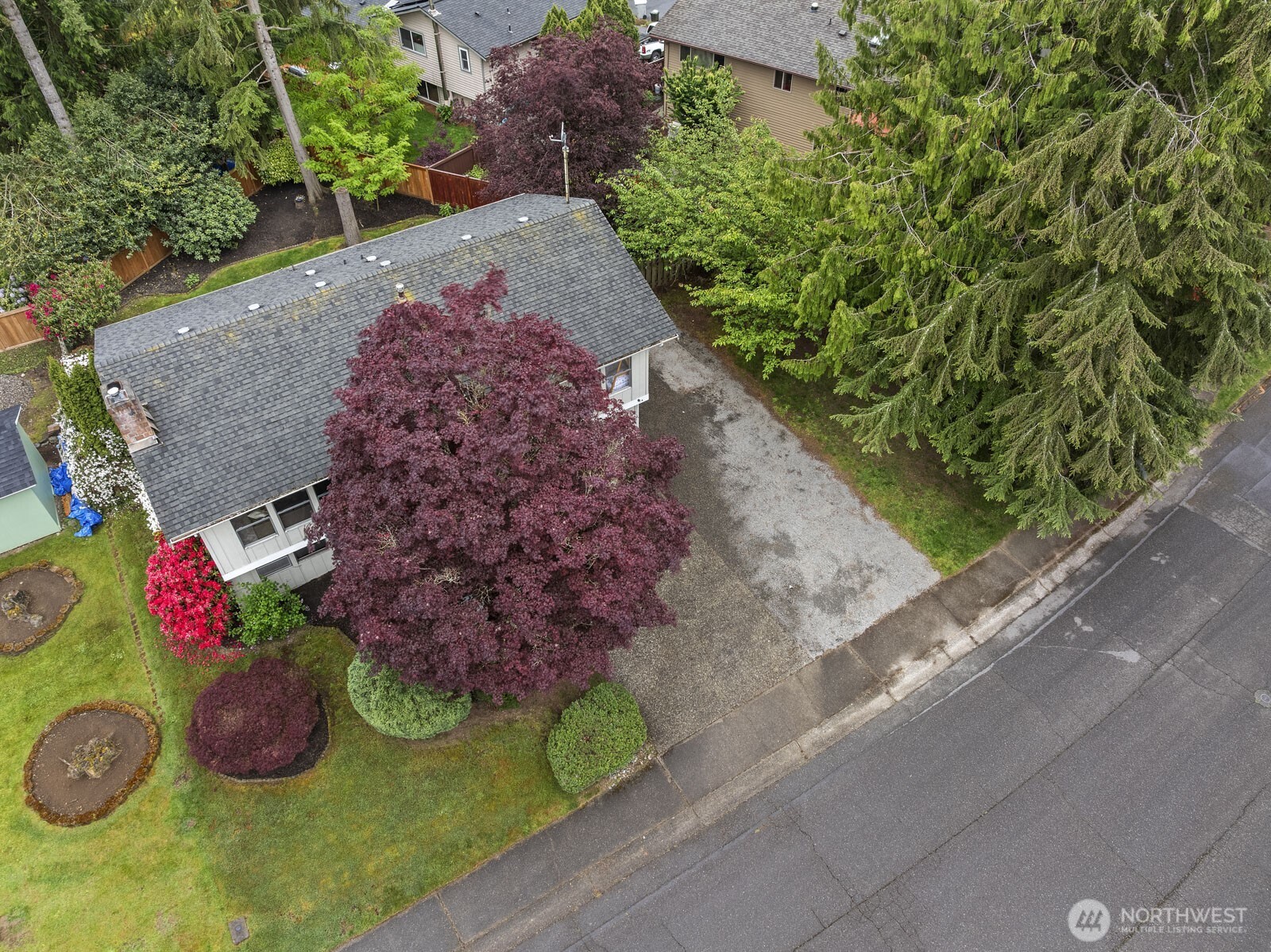15607 129th Place Property Photo 2