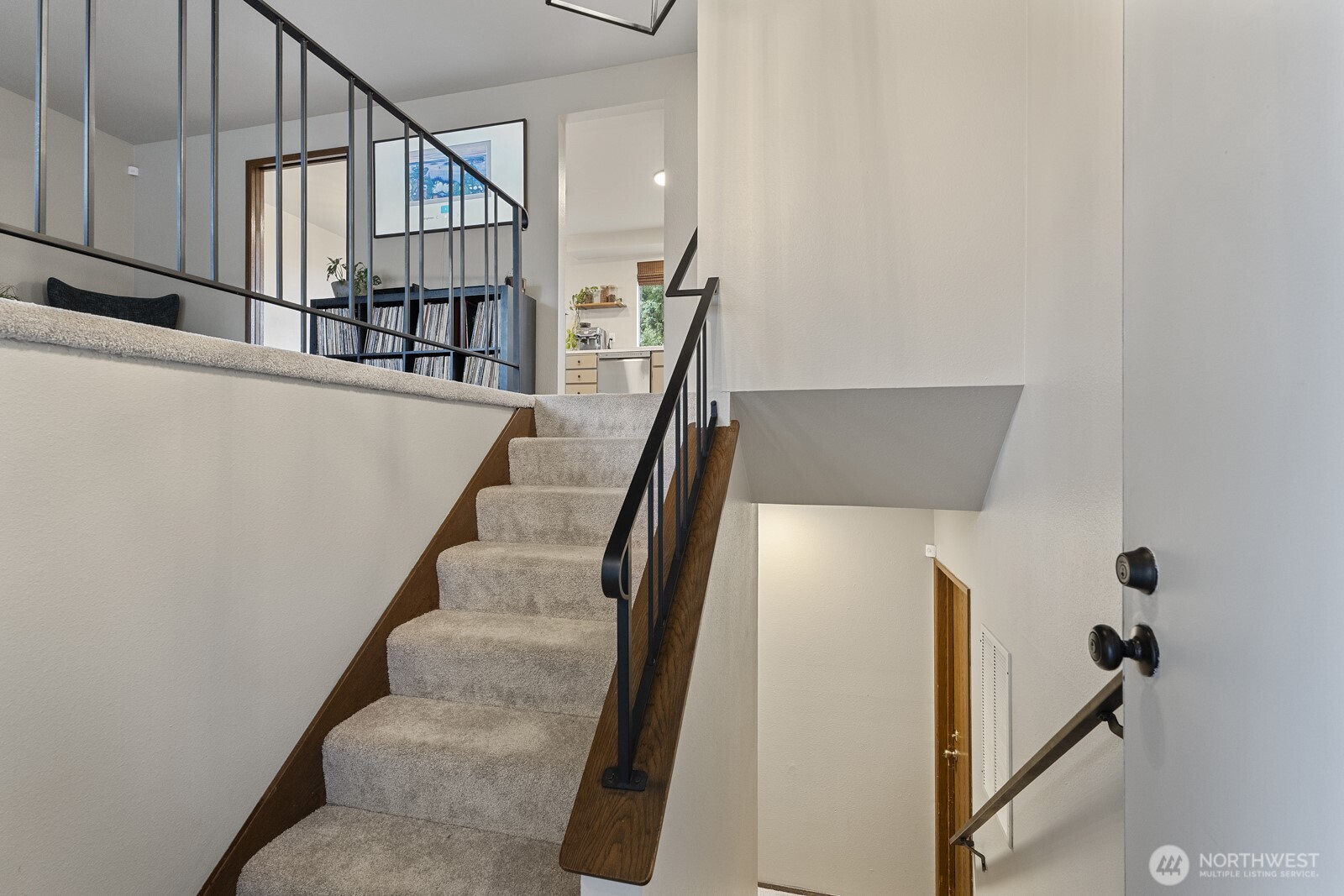 15607 129th Place Property Photo 3