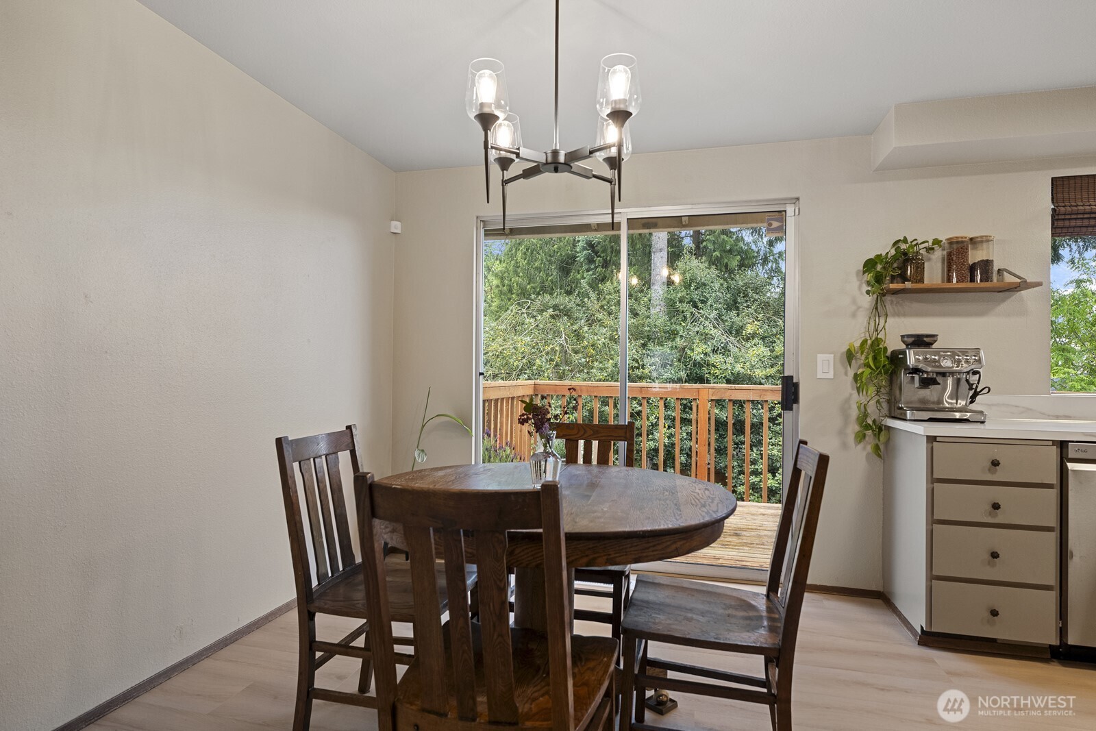 15607 129th Place Property Photo 6